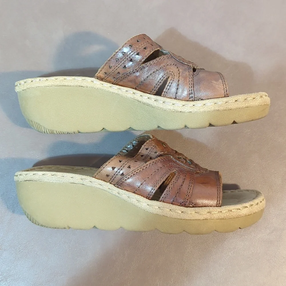 Bass Goldie Leather Wedge Sandal Womens 6M Brown Open Toe Slip on